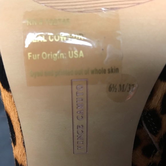 Vince Camuto NANDI2 leopard calf hair ankle boots - Picture 6 of 8